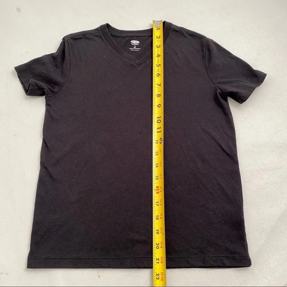Old Navy super soft black v-neck short sleeve tee